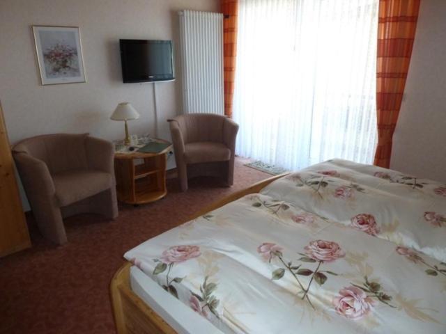 Alte Weinstube Hotel เอนเคิร์ช ภายนอก รูปภาพ